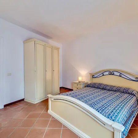 With Air Conditioning And Private Outdoor Area Just A Few Minutes From La Pelosa