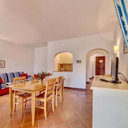 With Air Conditioning And Private Outdoor Area Just A Few Minutes From La Pelosa 3*