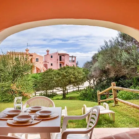 With Air Conditioning And Private Outdoor Area Just A Few Minutes From La Pelosa Aparthotel *